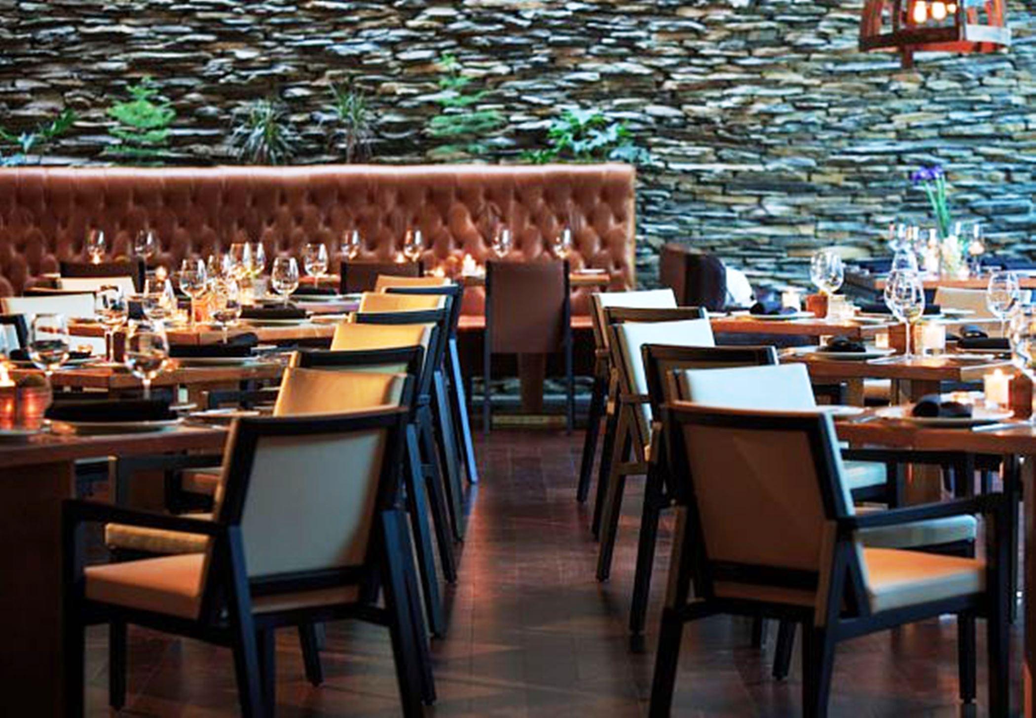 Renaissance Hotel 5*